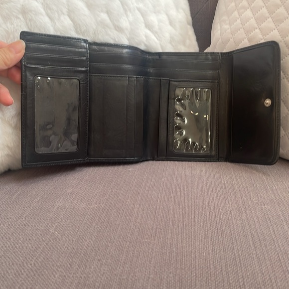 Bosca black leather wallet. - Picture 3 of 10